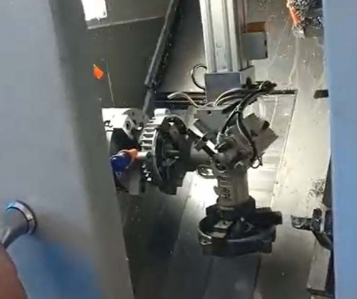 北京電機殼12工位料倉桁架機械手